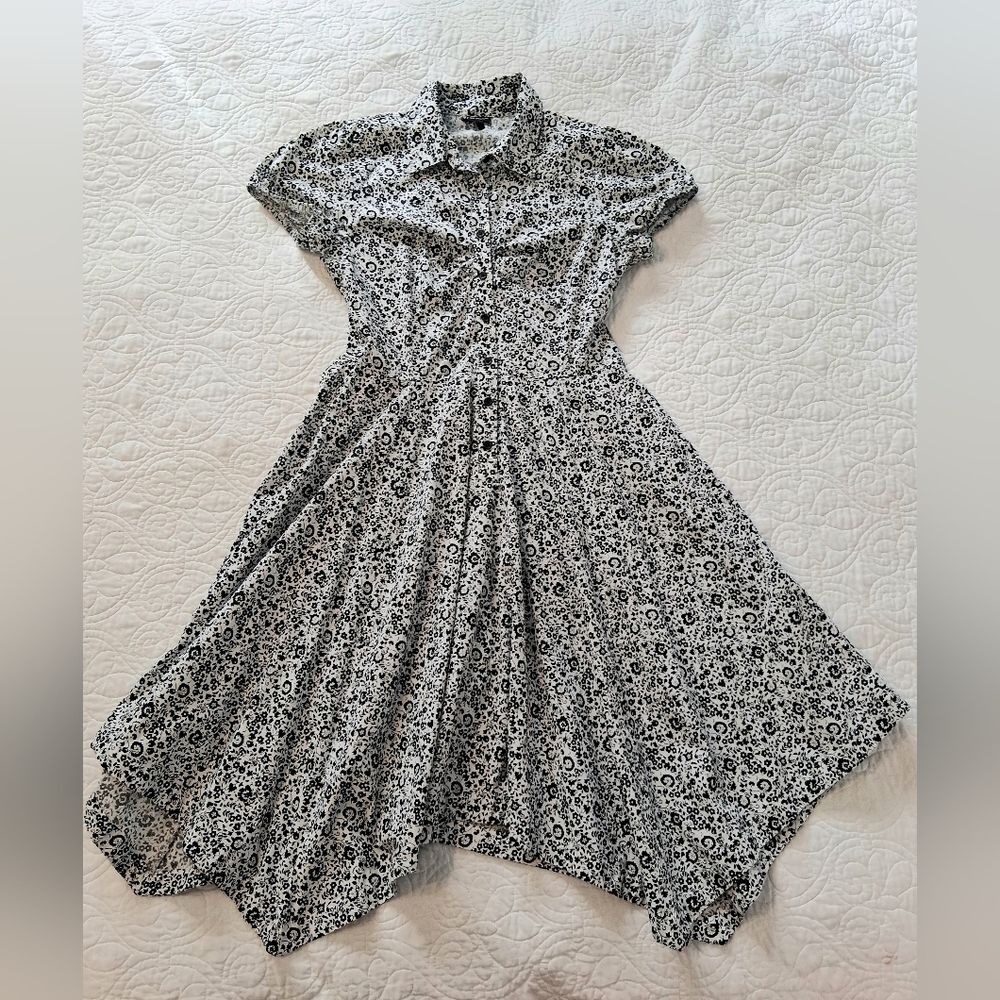 New Directions Handkerchief Hem Midi Dress Black And White Floral
